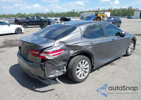 2020 Toyota Camry Le из США, поврежденный, VIN 4T1C11AK5LU997165